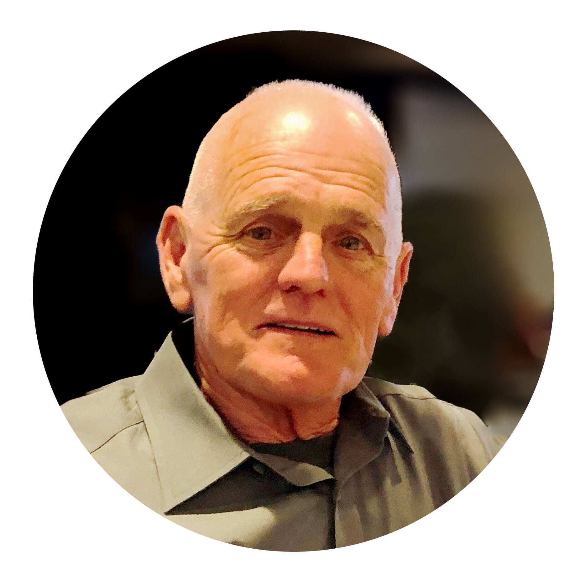 Headshot TOM.1.FB.PROFILE